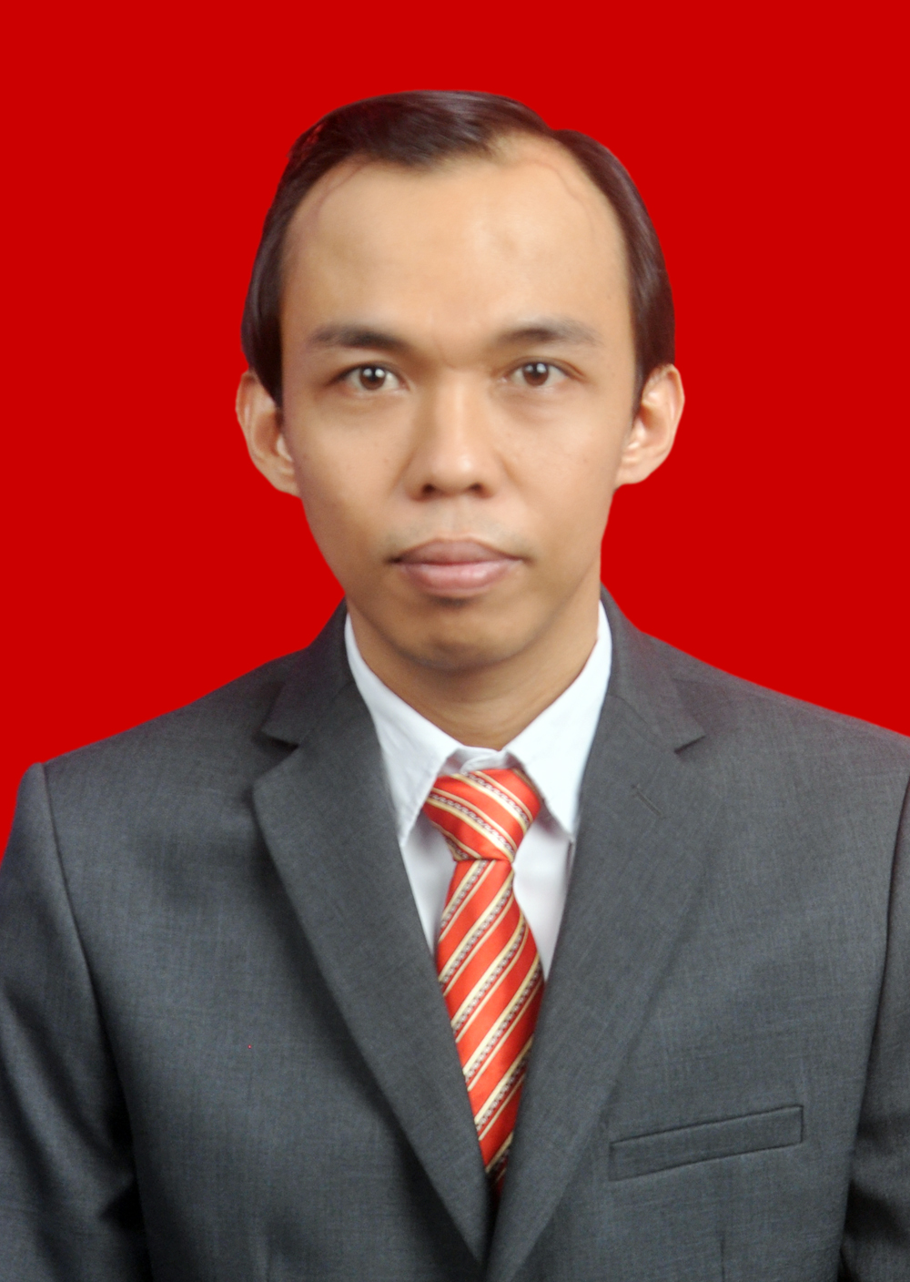 Pebri Prandika Putra M.Hum